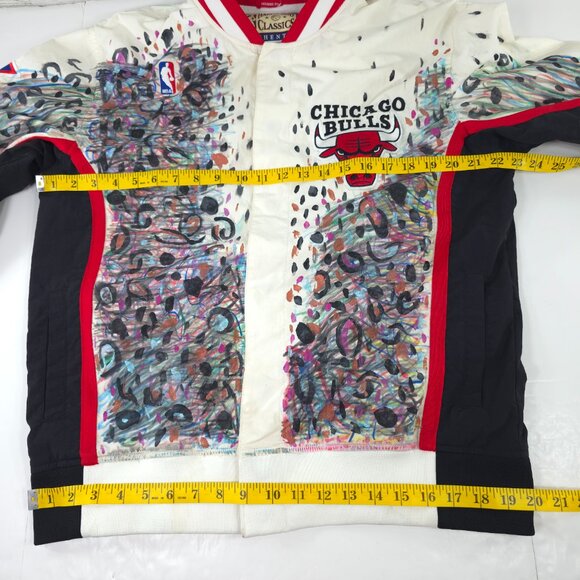 MITCHELL NESS HARDWOOD CLASSICS CHICAGO BULLS 1998-99 WARM-UP JACKET LARGE AS-IS - Picture 15 of 16